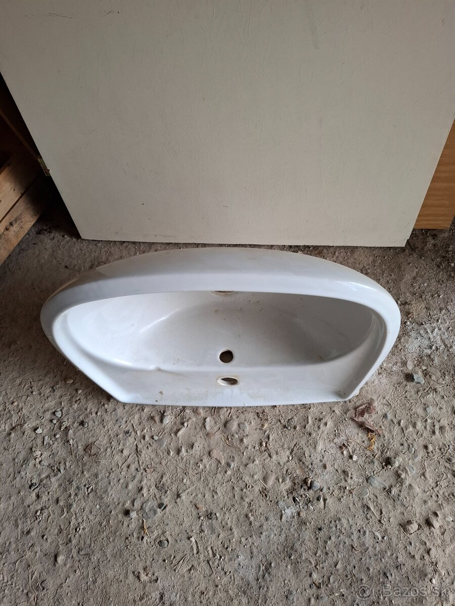 Umývadlo biele