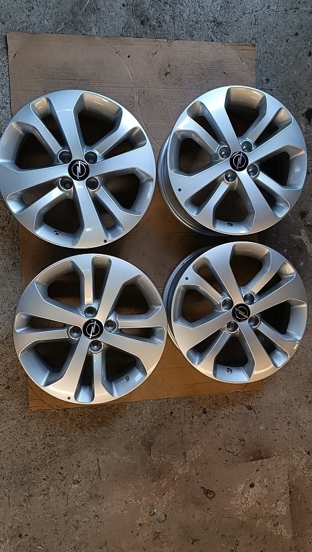 hliníkové disky R16 rozteč 4x100 mm