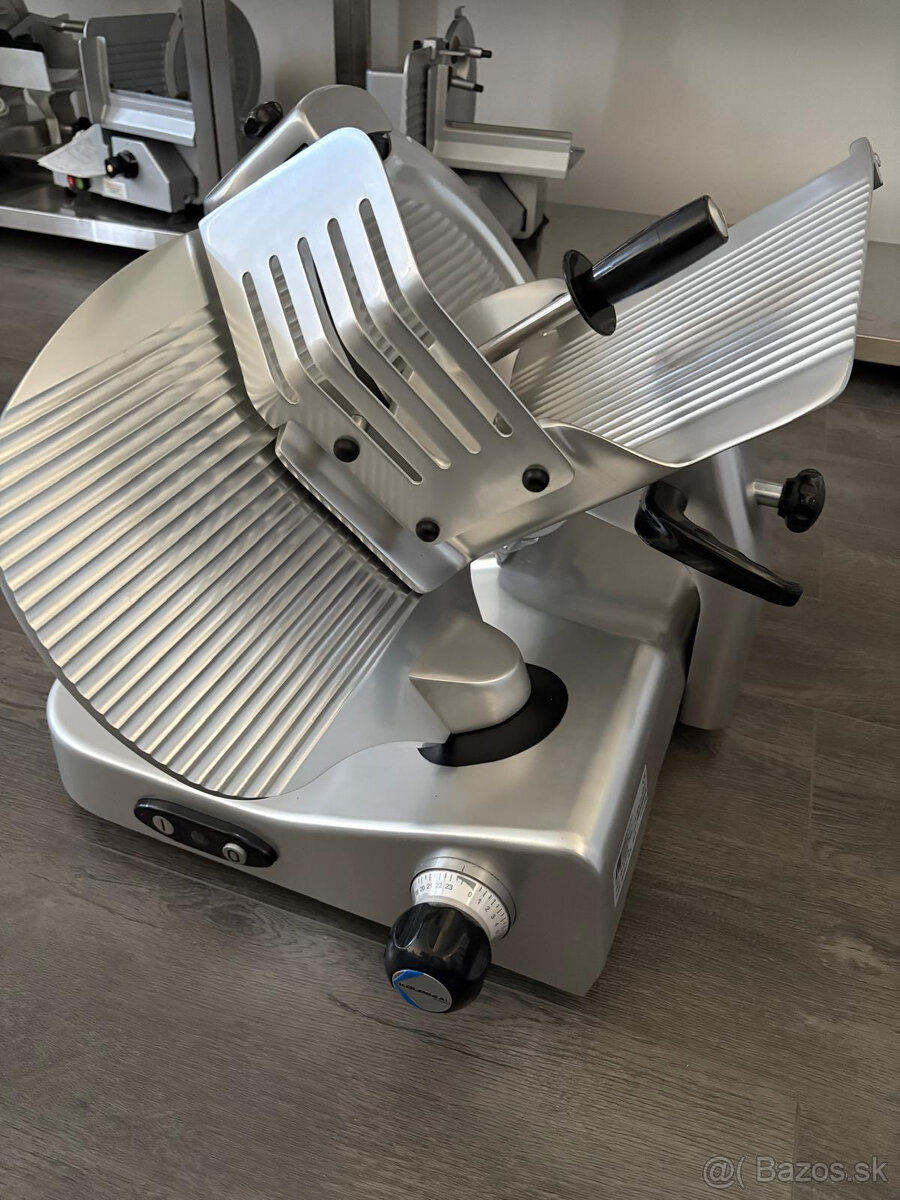Nárezový stroj Manconi Kolossal Dual 370 IK DUAL