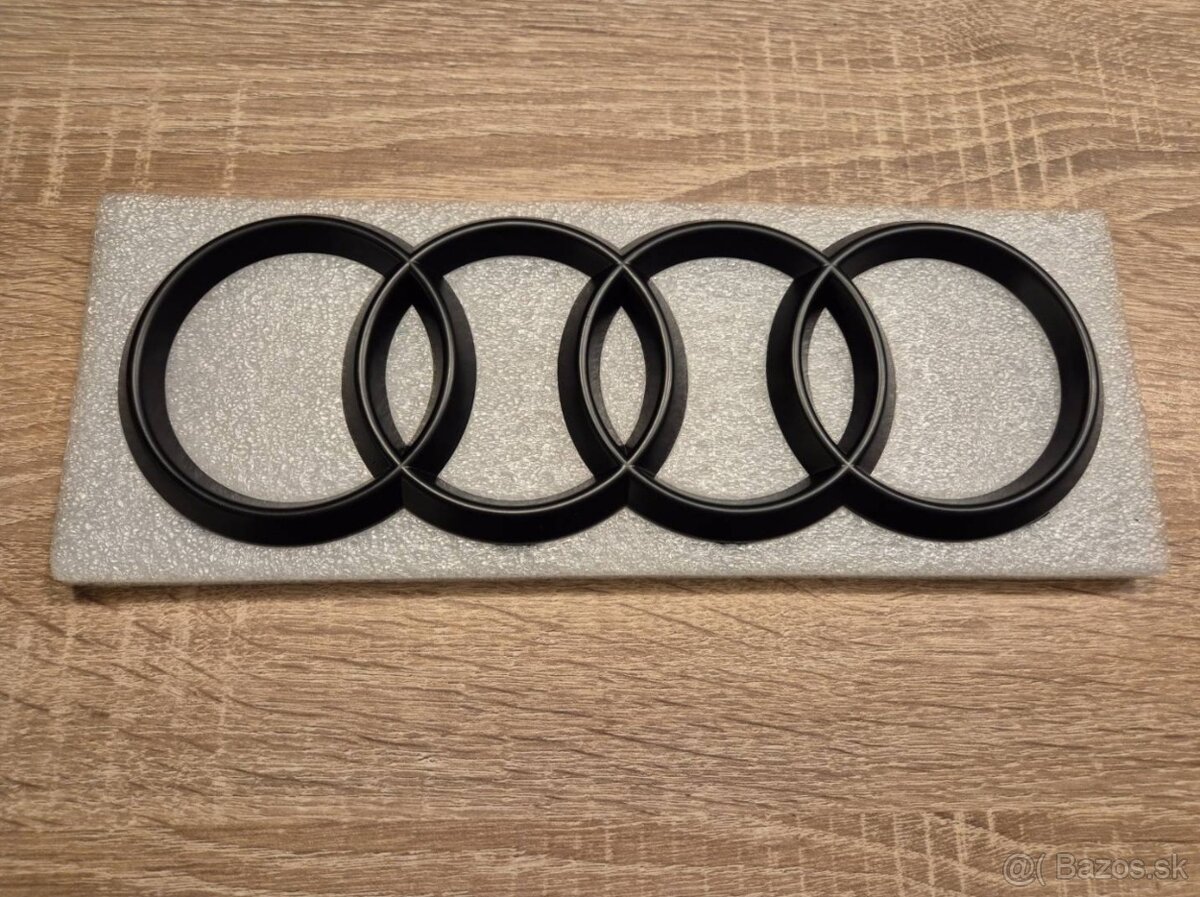 PREDNY ZNAK KRUHY AUDI OOOO