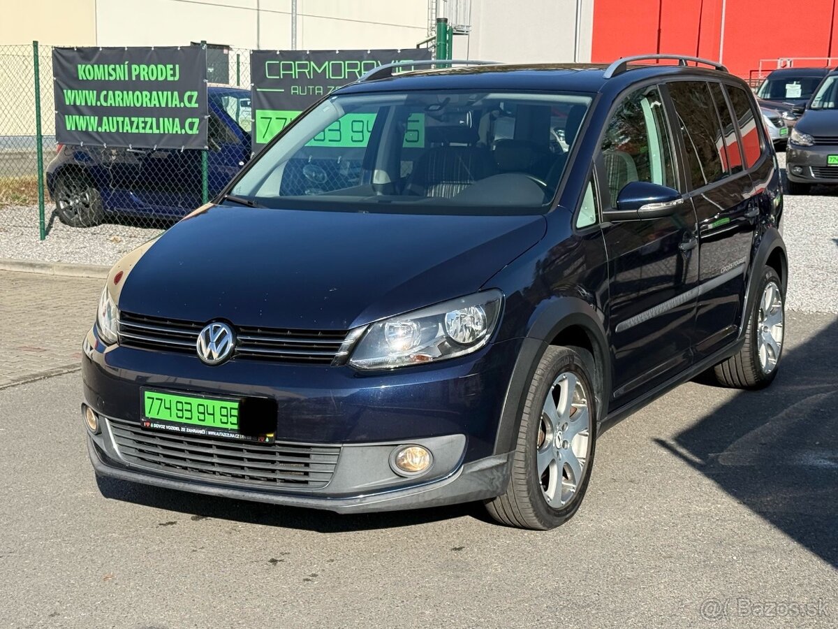 ► VW TOURAN CROSS 1,4 TSI - 103 kW, PARK. SENZORY ◄