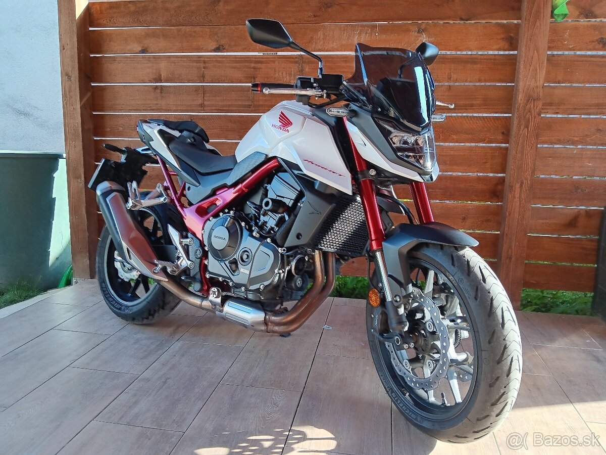 HORNET 750 2023