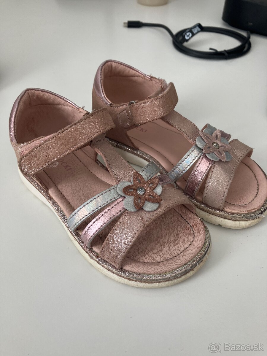 Sandalky 25