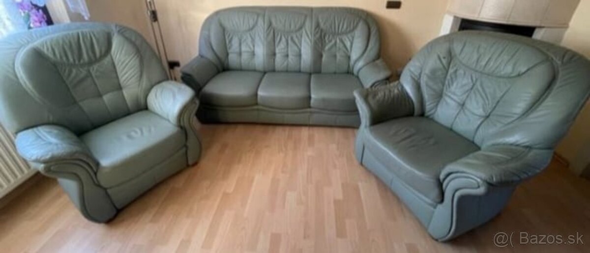 Kožená zelená sedačka, 4577