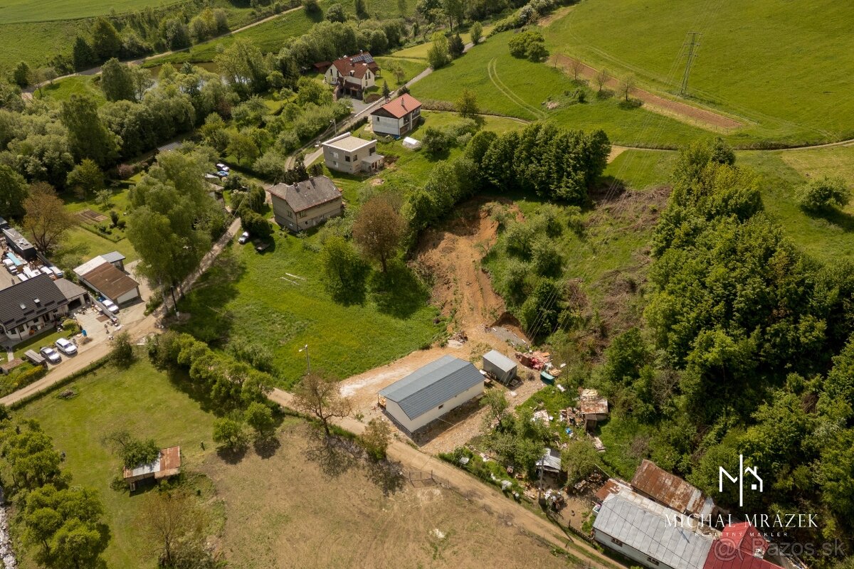 Ponúkame Vám na predaj stavebný pozemok v pokojnej časti Pov