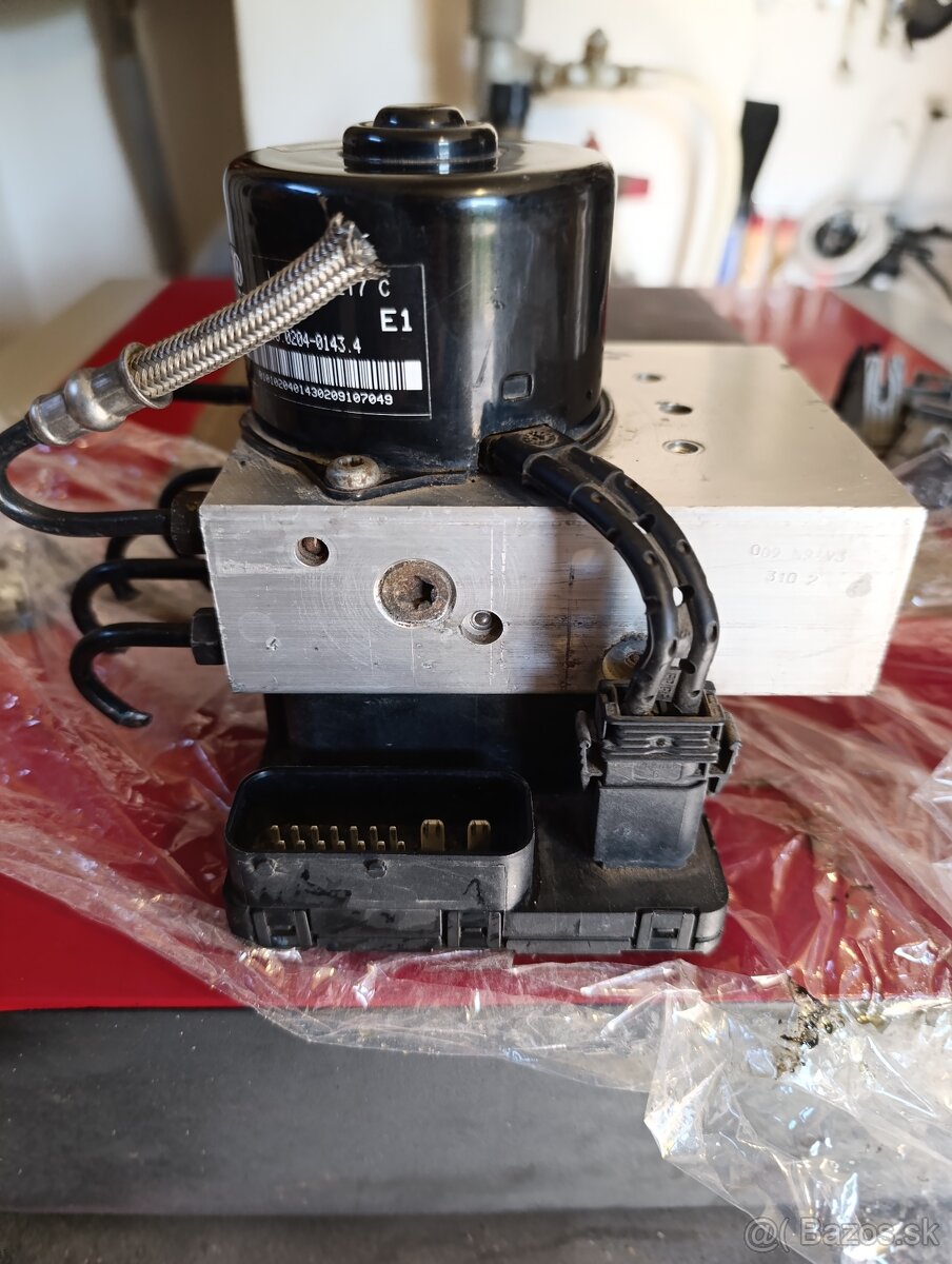 Octavia 1 abs kocka