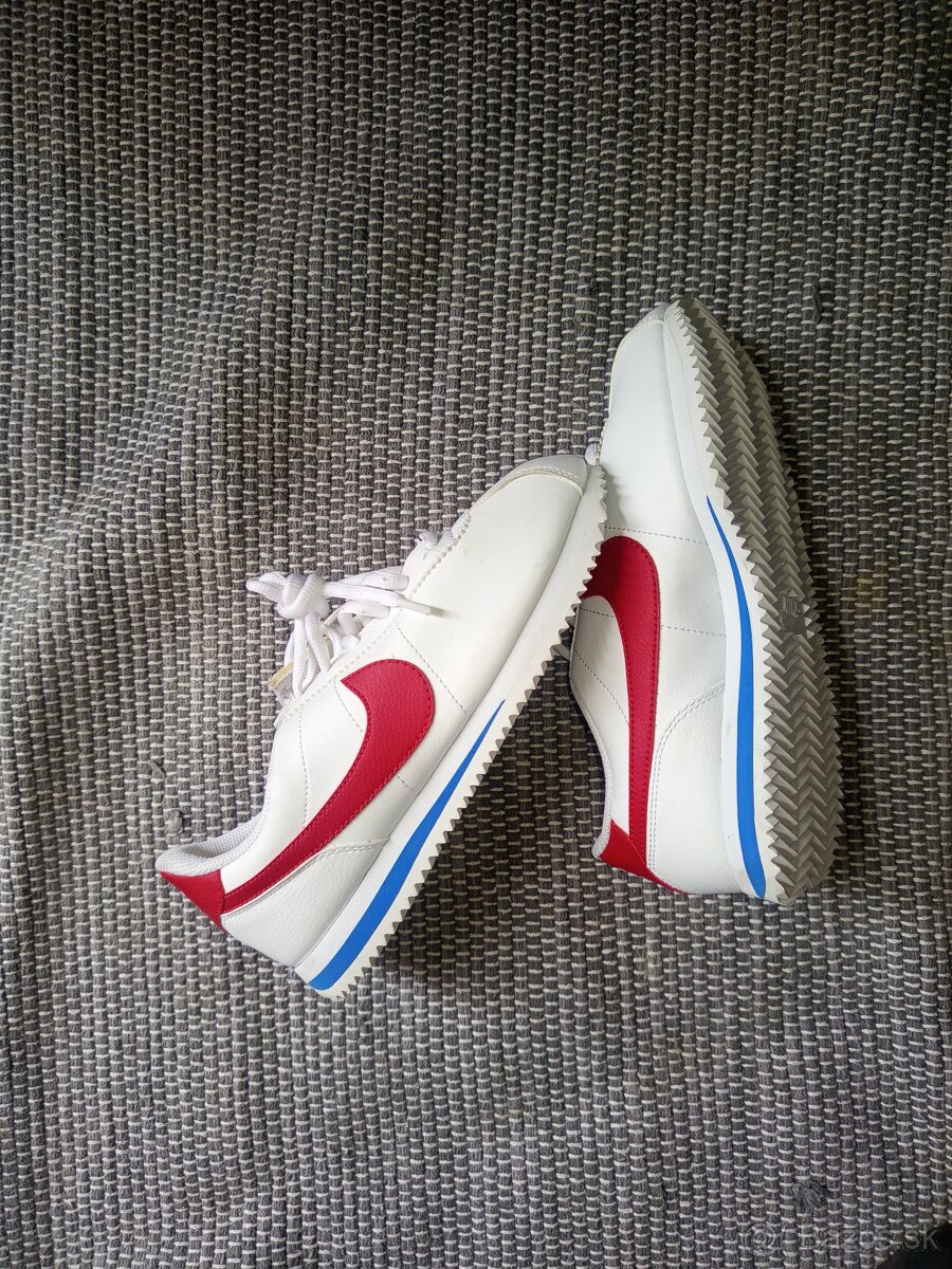 Nike dámske