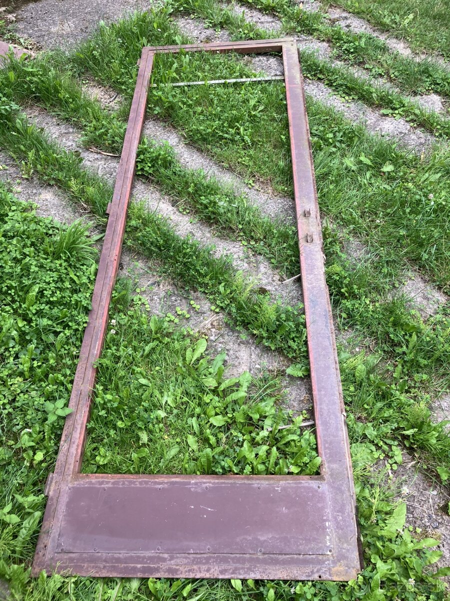 Železná konštrukcia/rám-260x90 cm