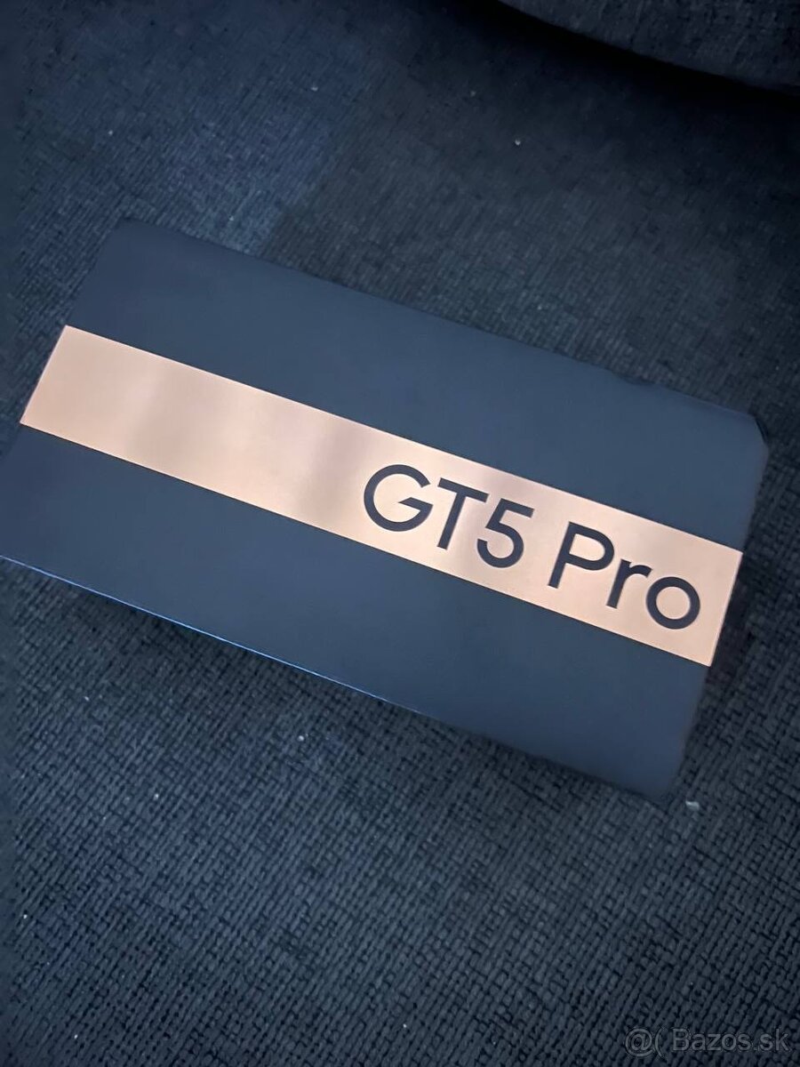Realme GT 5 Pro 12/256GB Moonlight Silver 8 Gen 3 NOVÝ.