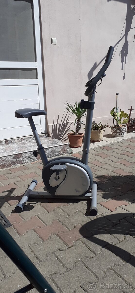 Stacionárny bicykel
