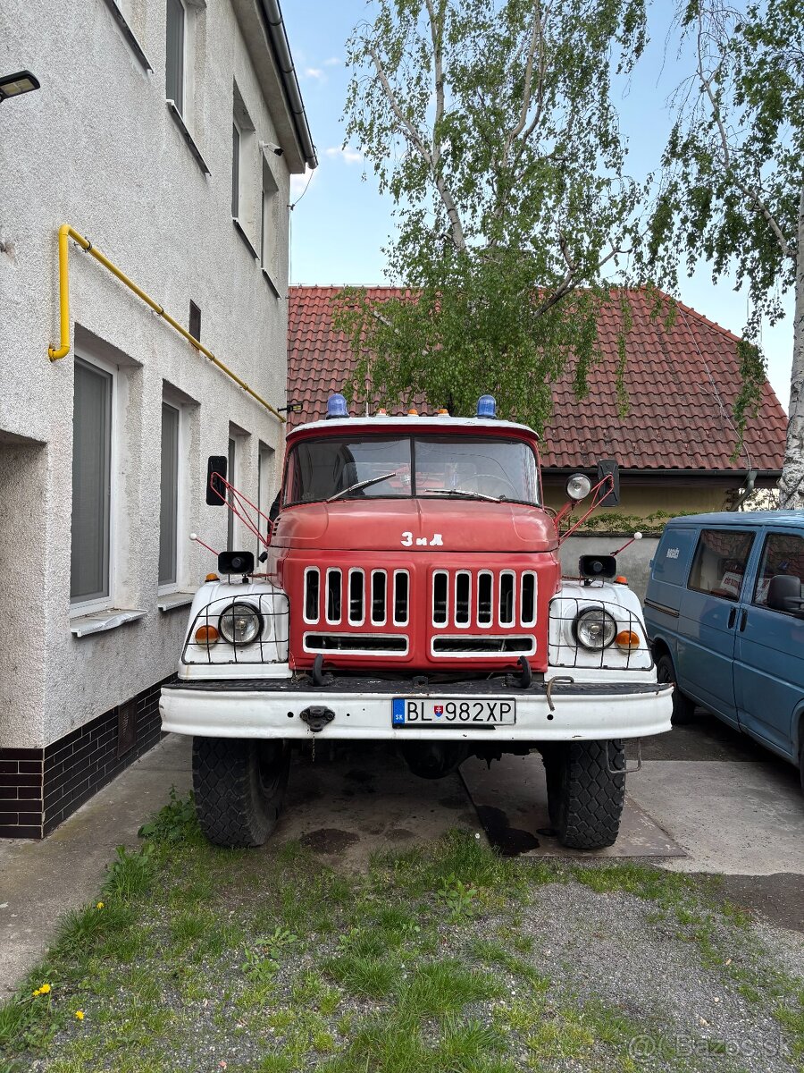 Zil 131 - CAS 8 Hasičské Auto