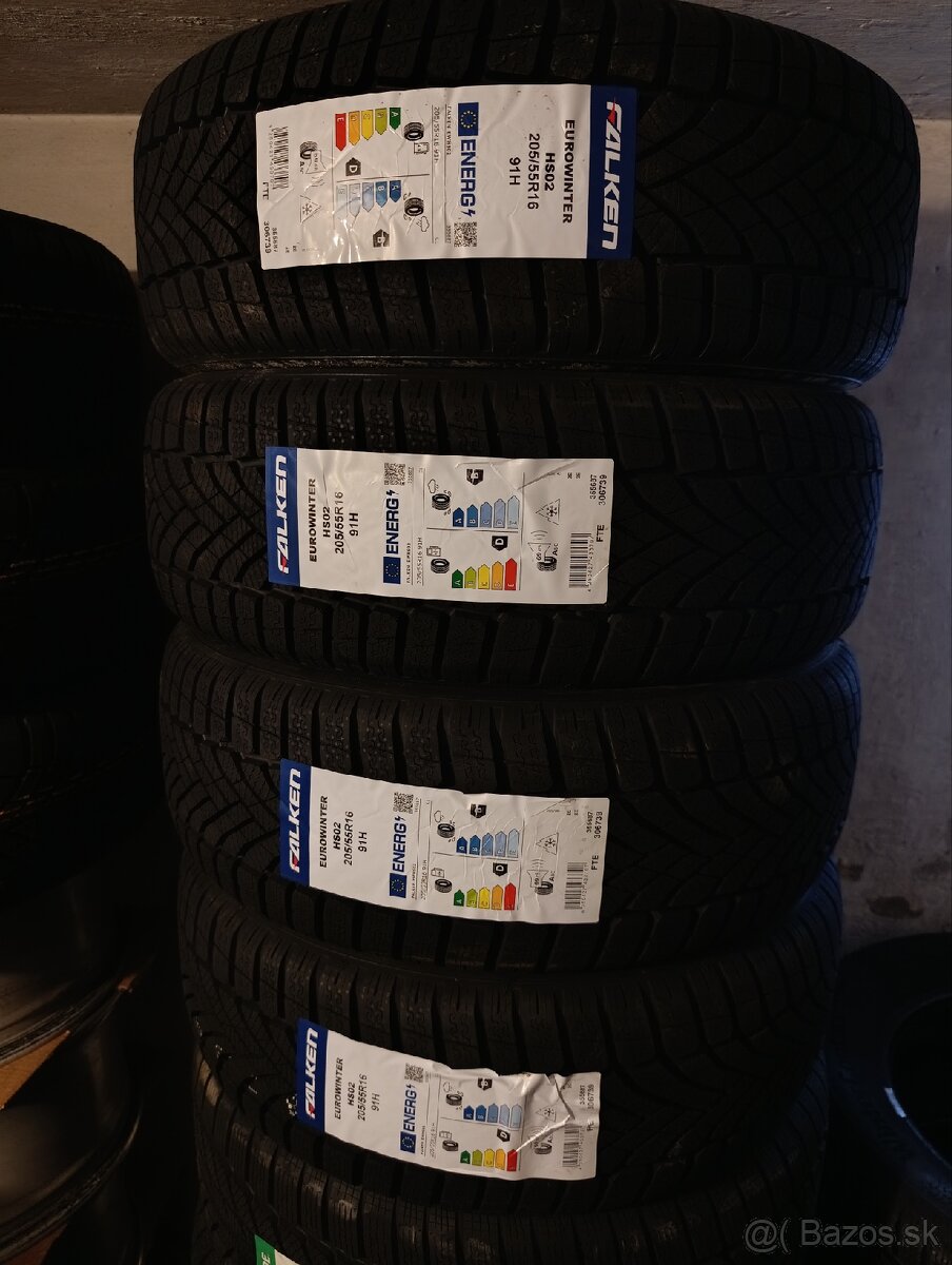 205/55 R16 Falken