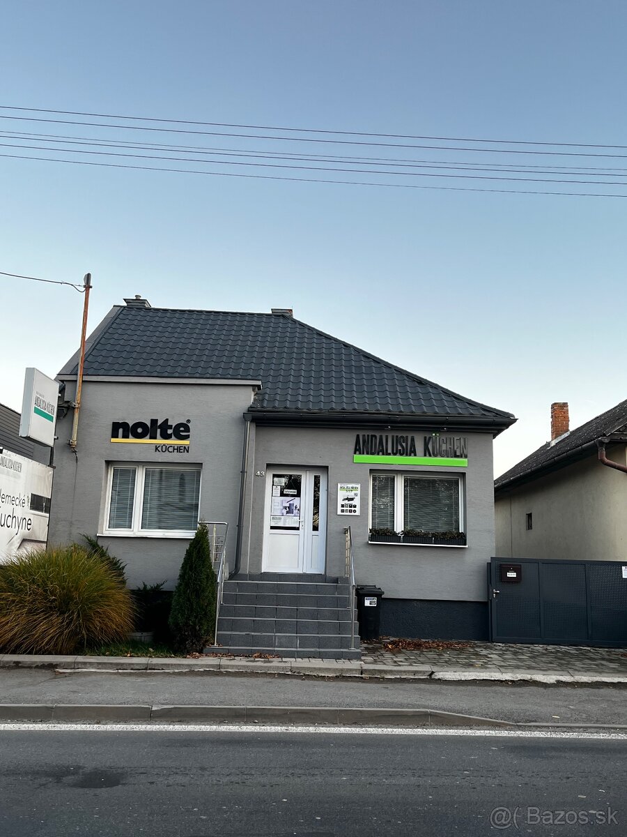 Kompletne zrekonštruovaný RD, 1868m2, Čemerné, VT