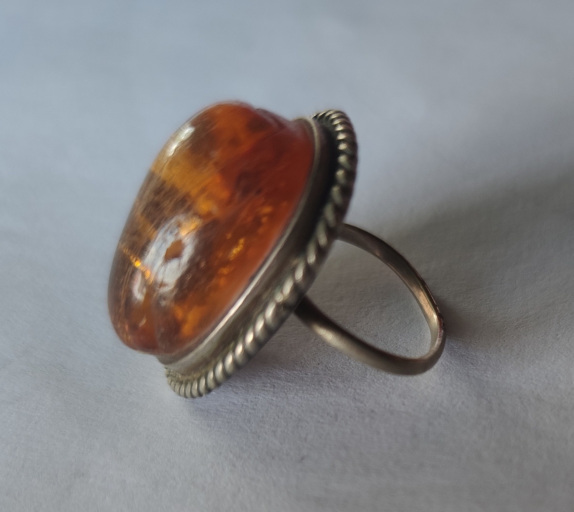 retro veľký prsteň