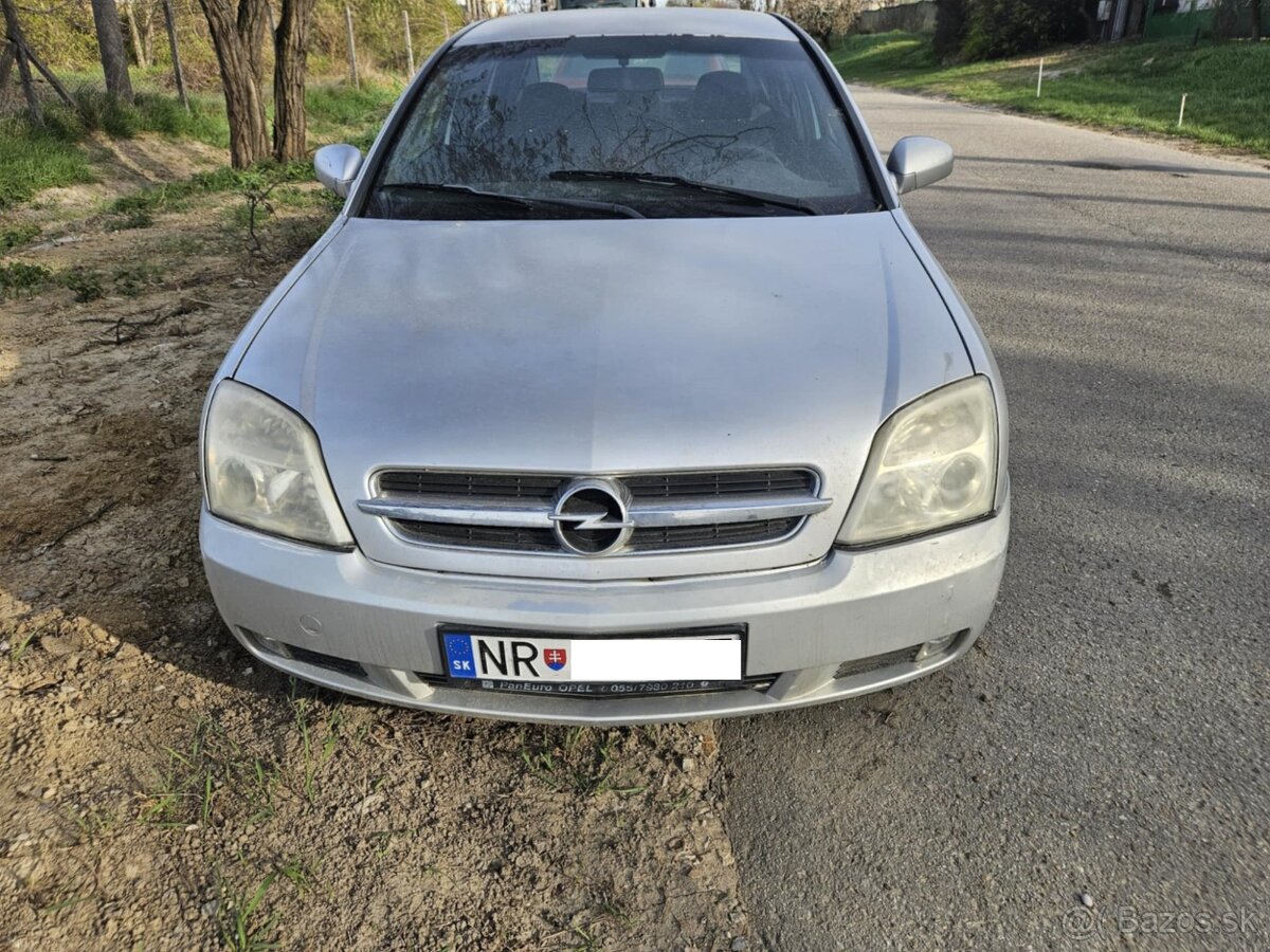 Opel Vectra C 1.6 benzin manual klimatizácia