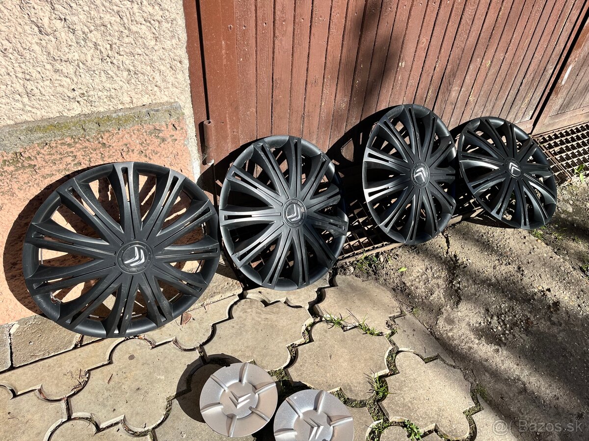 Puklice Citroen R14 čierne