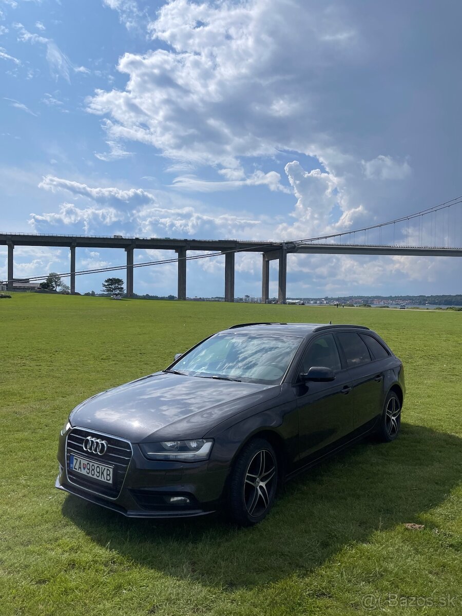 AUDI A4 b8.5 avant 2.0 TDi 9/2012