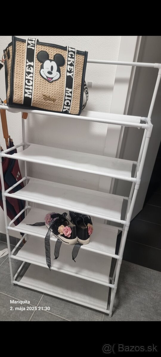 Botnik stojan na topanky
