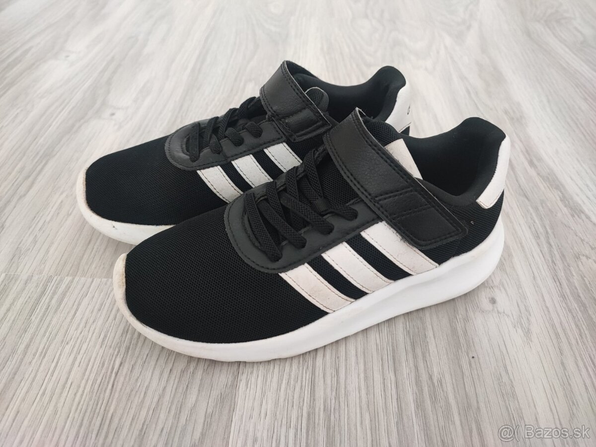 Adidas botasky veľkosť 33