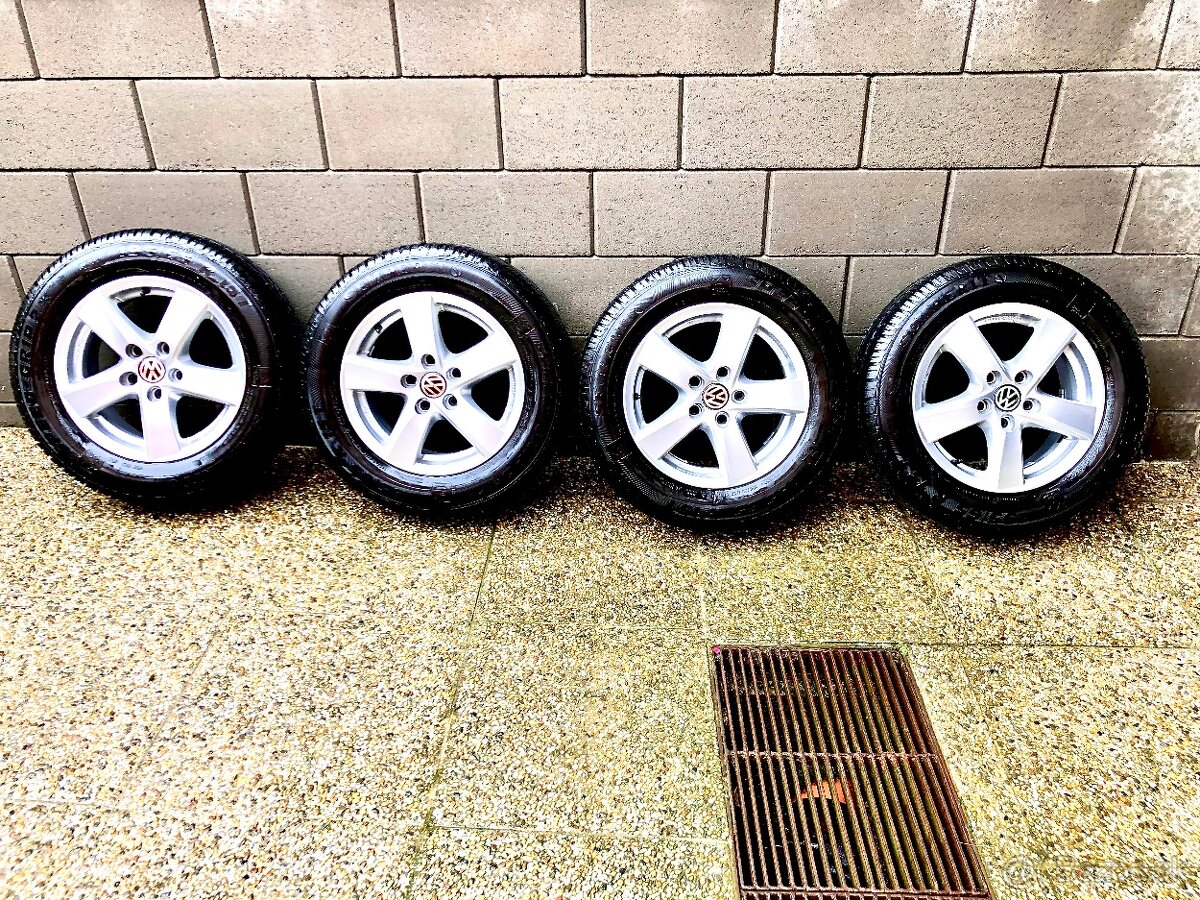 Elektrony a zime gumy 195/65R15T