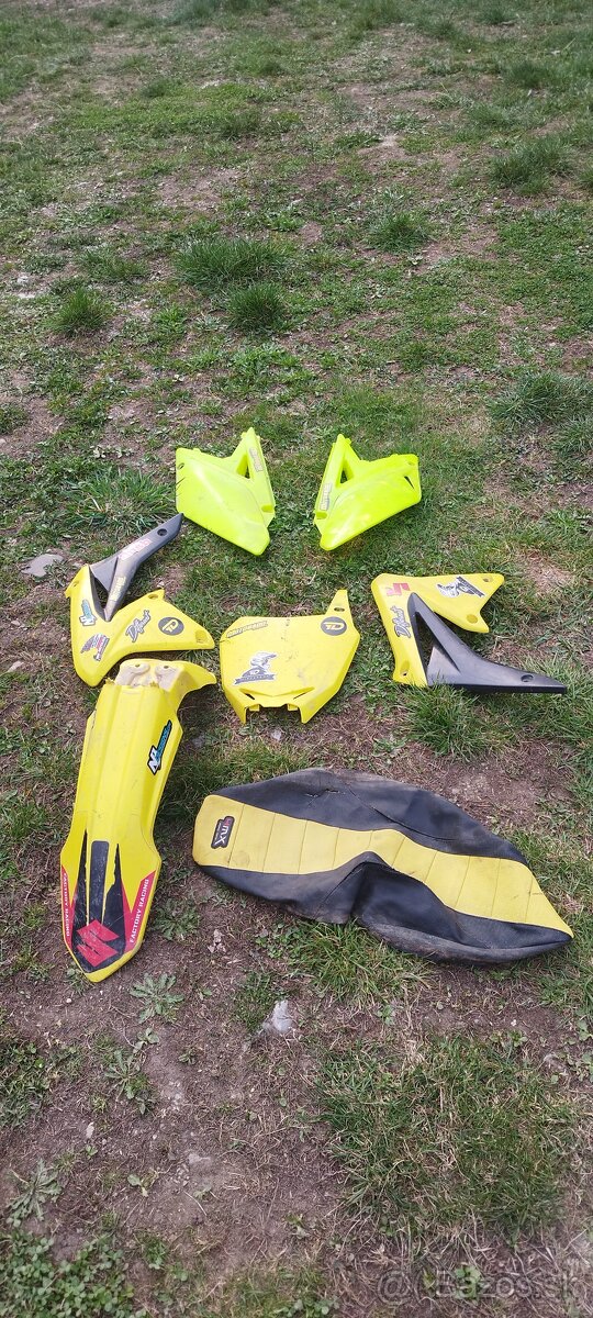 Plasty rmz 250 2010