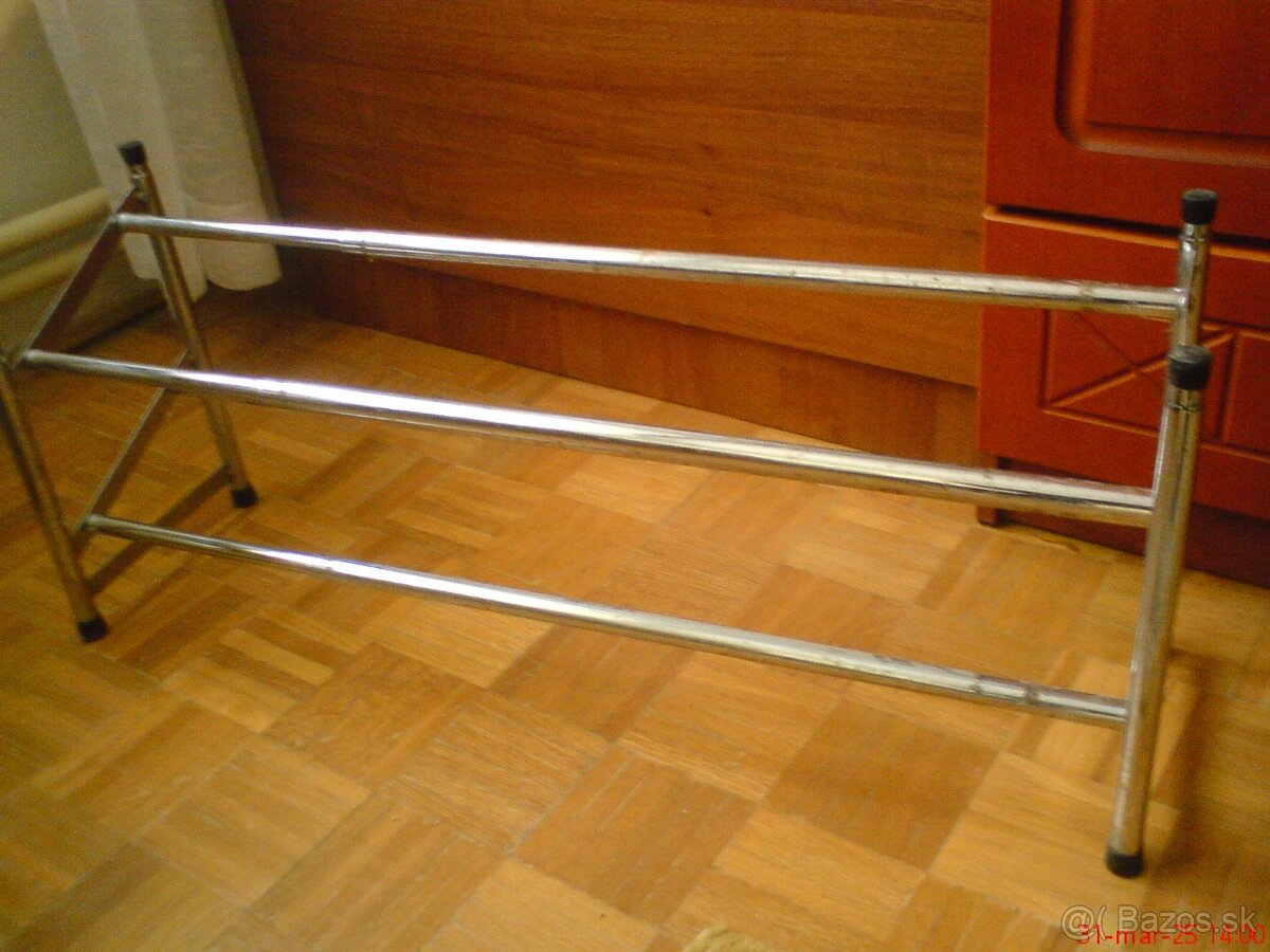 Stojan na topánky