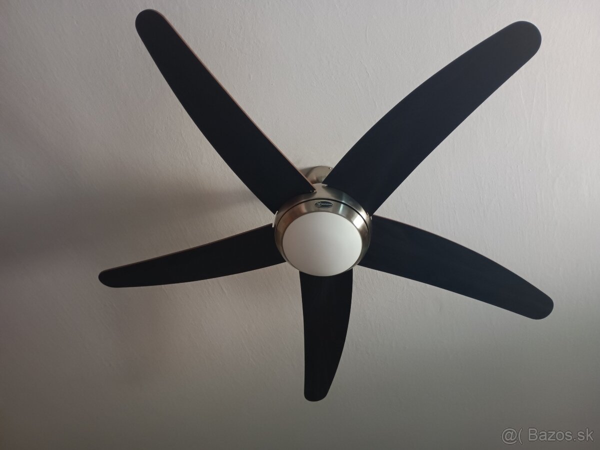 Stropný ventilátor so svetlom Westinghouse