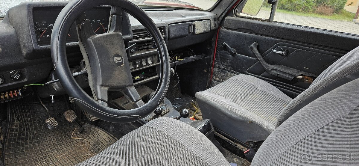 Lada Niva 1,7 - na diely