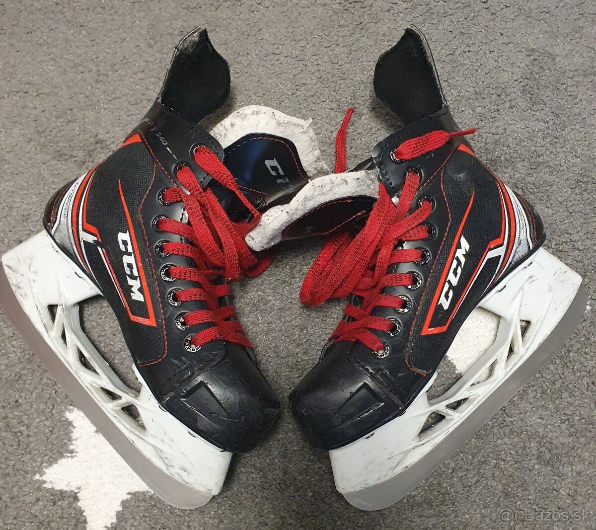 Výstroj na hokej 9-11 r.