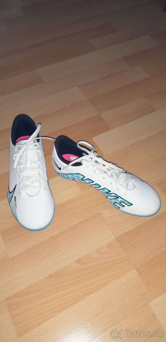 Kopačky Nike č.38.5