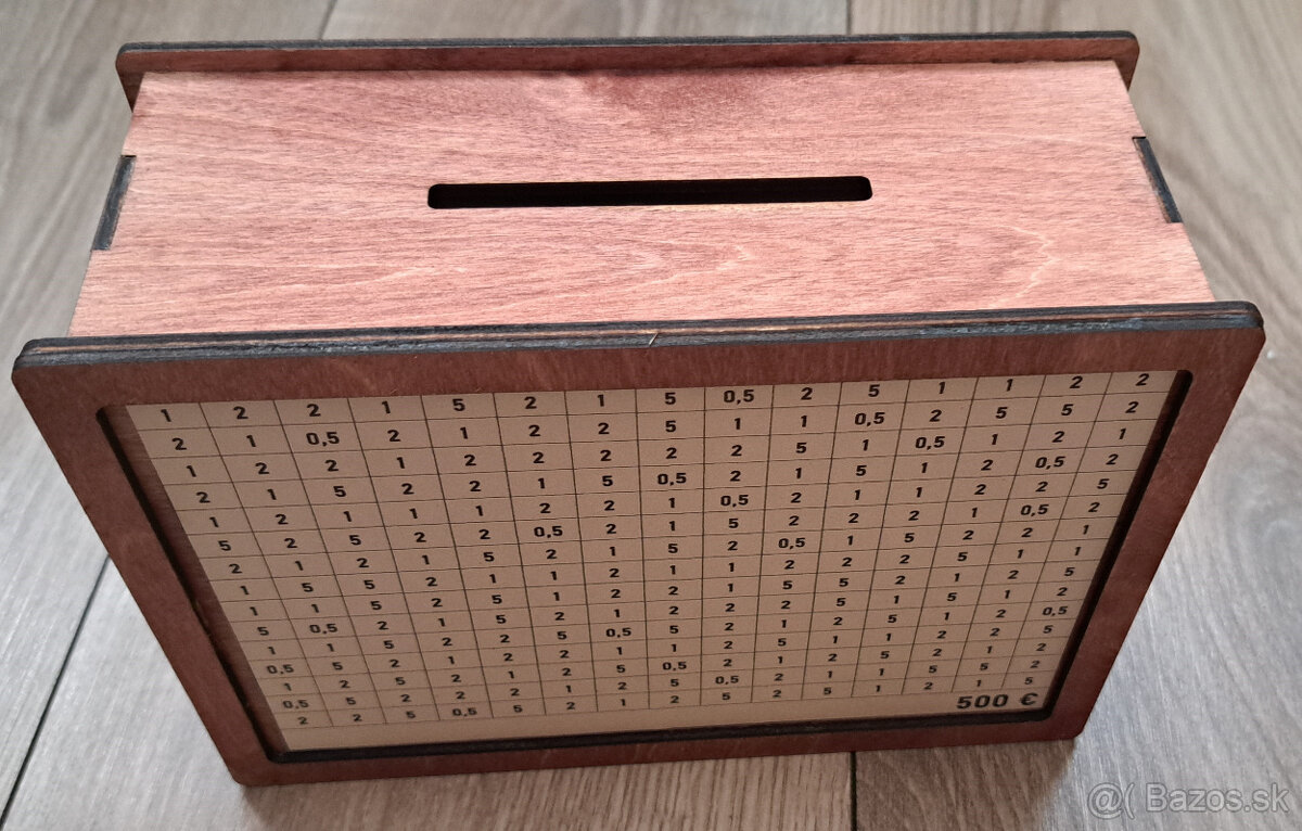 Drevená pokladnička z preglejky