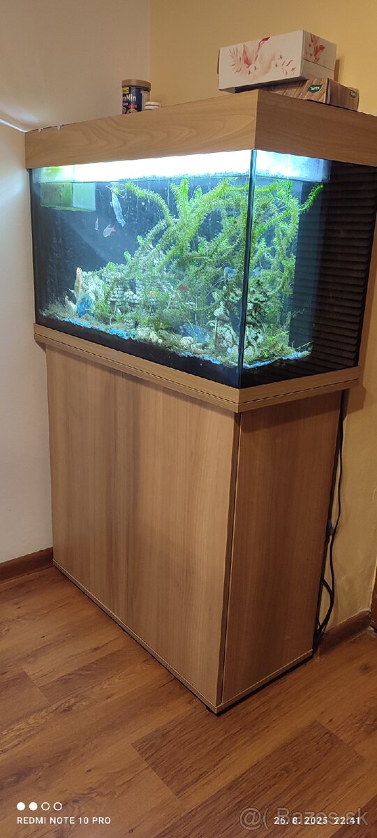 Predám akvariovy set JUWEL 125