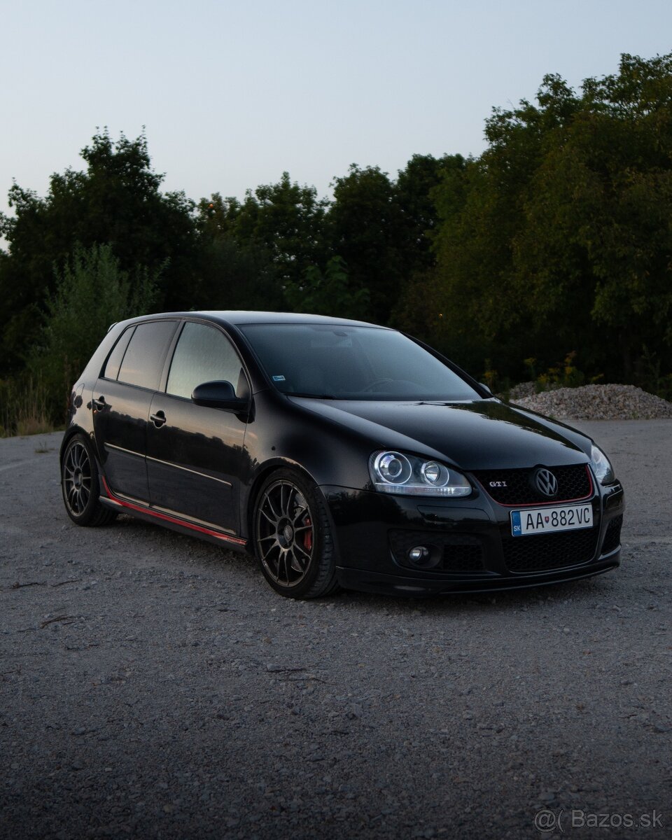 VW Golf 5 GTI Edition 30