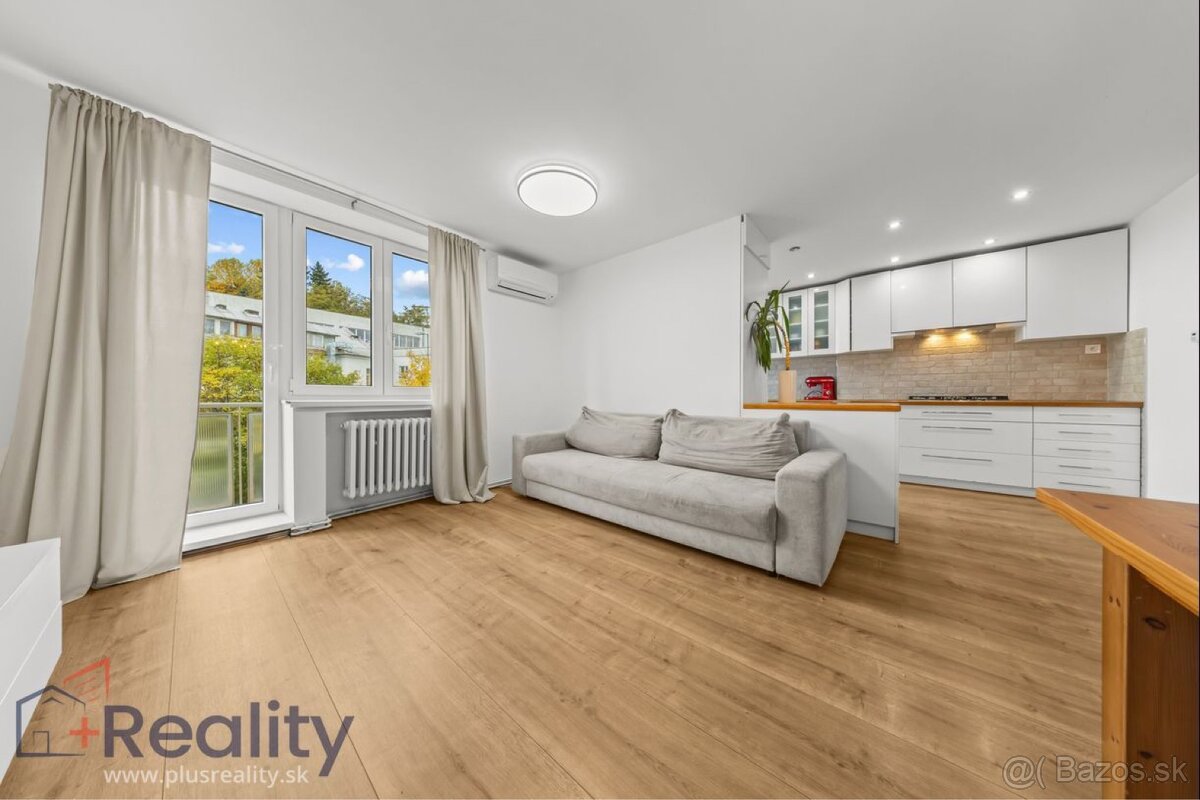 Trojizbový byt – Bratislava, Staré Mesto