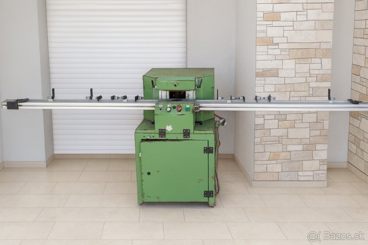 Automat - fréza a vrtačka na okenní kličky - olivy schuring