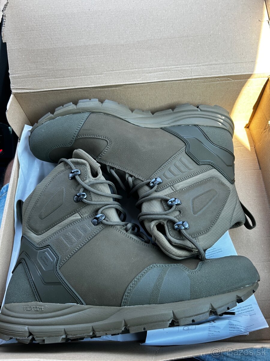 Kanady ossr taras 46 / 295 - olive