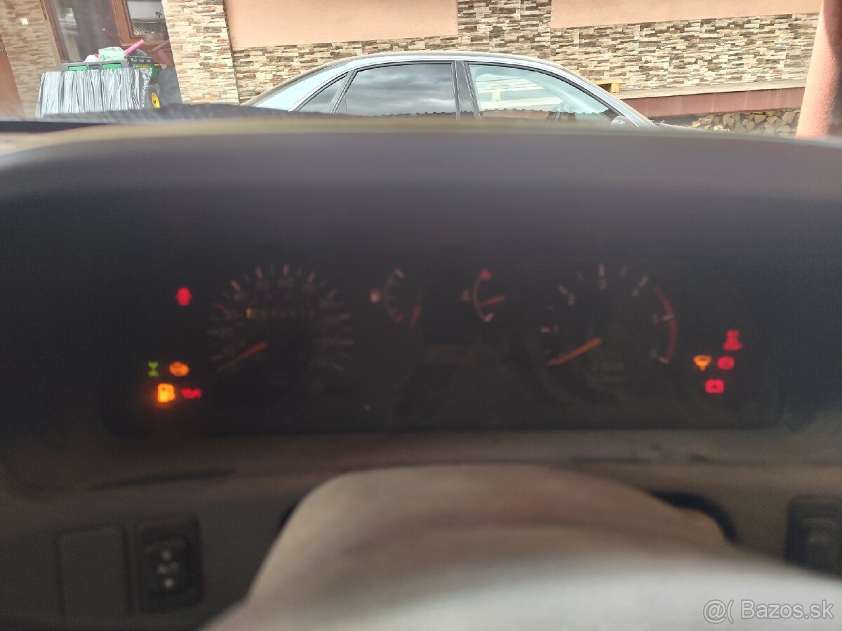 Nissan Terrano 2 budíky