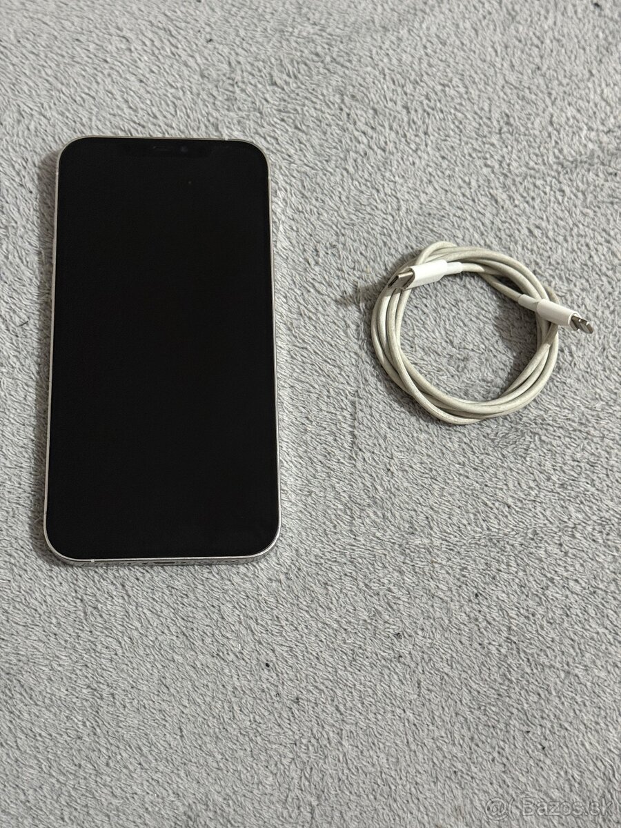 Predám Apple iPhone 12 PRO MAX 256GB Silver Bežné známky