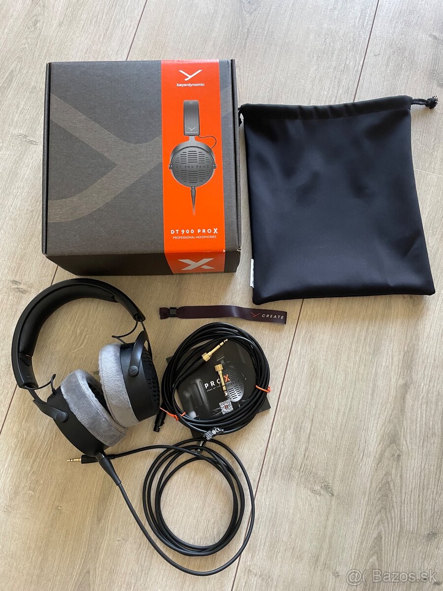 Beyerdynamic DT900 PRO X