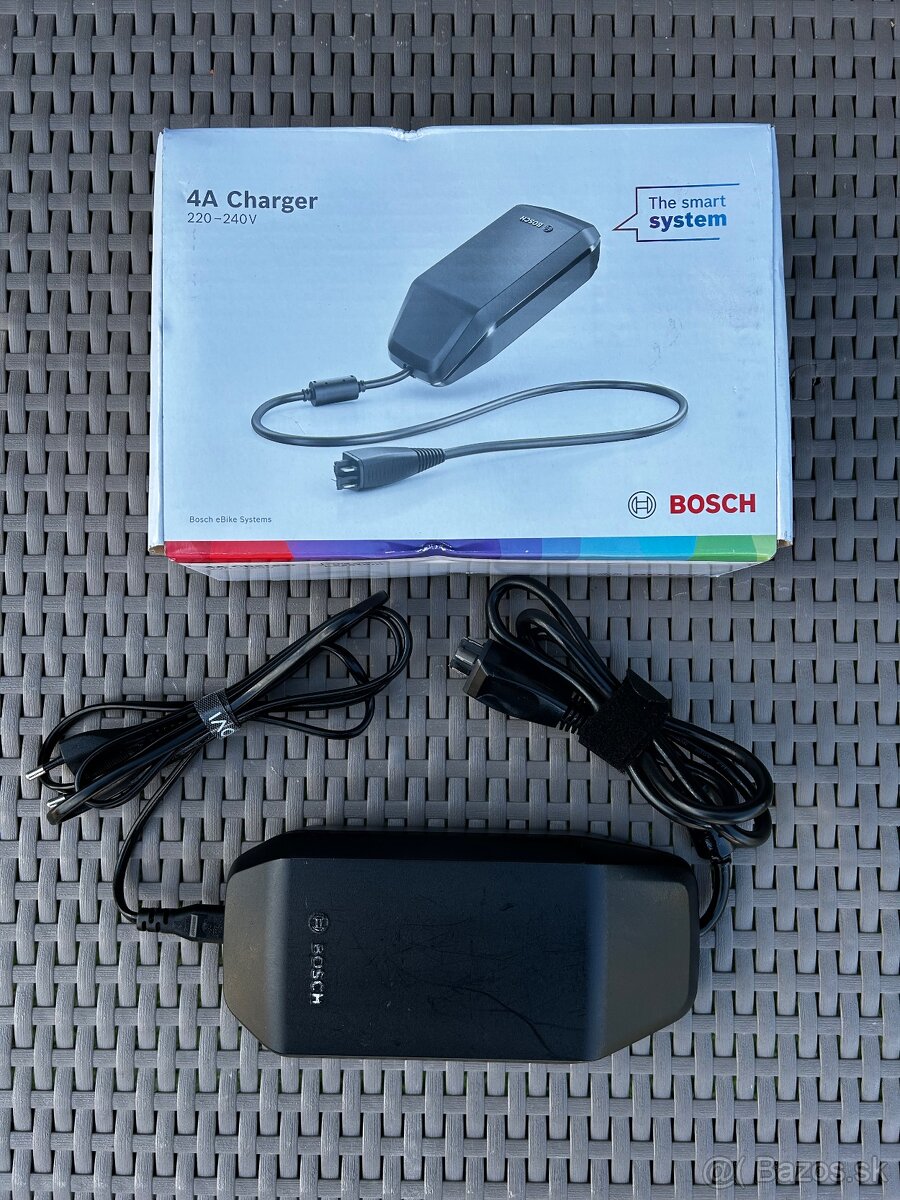 Nabíjačka BOSCH 4A SMART SYSTEM