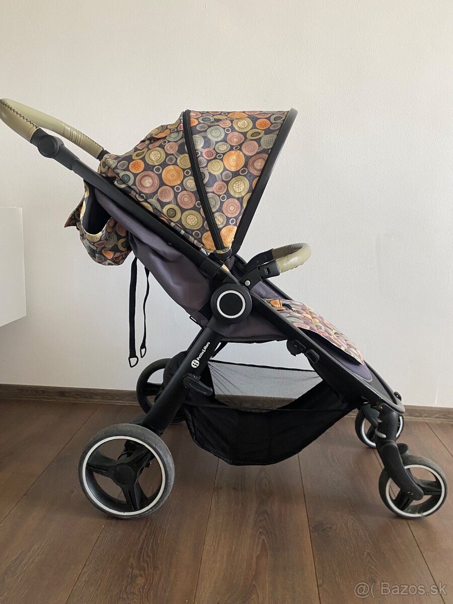 Predám športový Kocik Petite&Mars Sport Street Sunny Fields