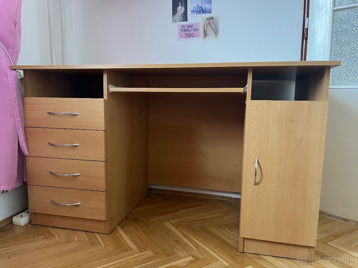Písací stôl PC