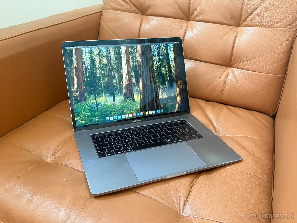 MacBook Pro 15” (2018) / i7 / 16 GB RAM / 512 GB SSD