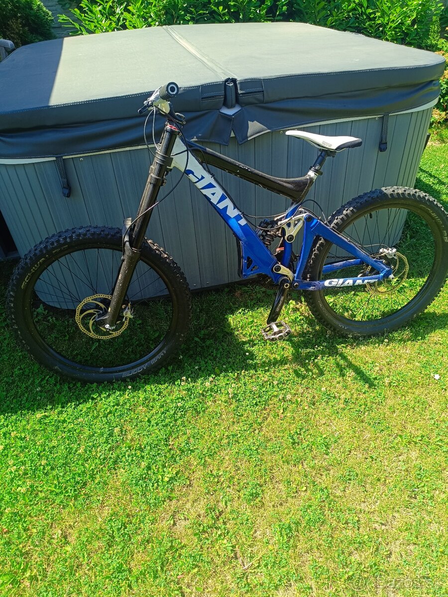 GIANT GLORY DH 27,5"