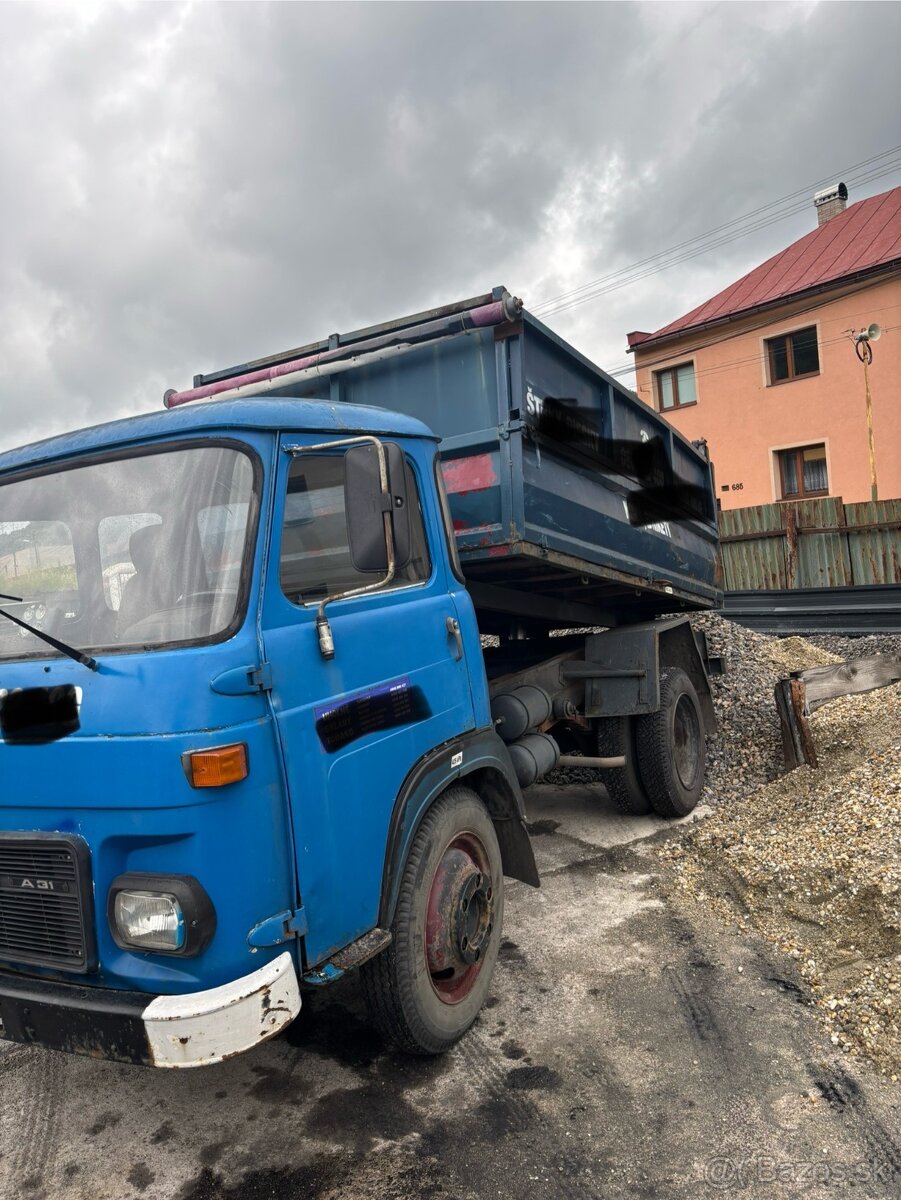 Avia A30