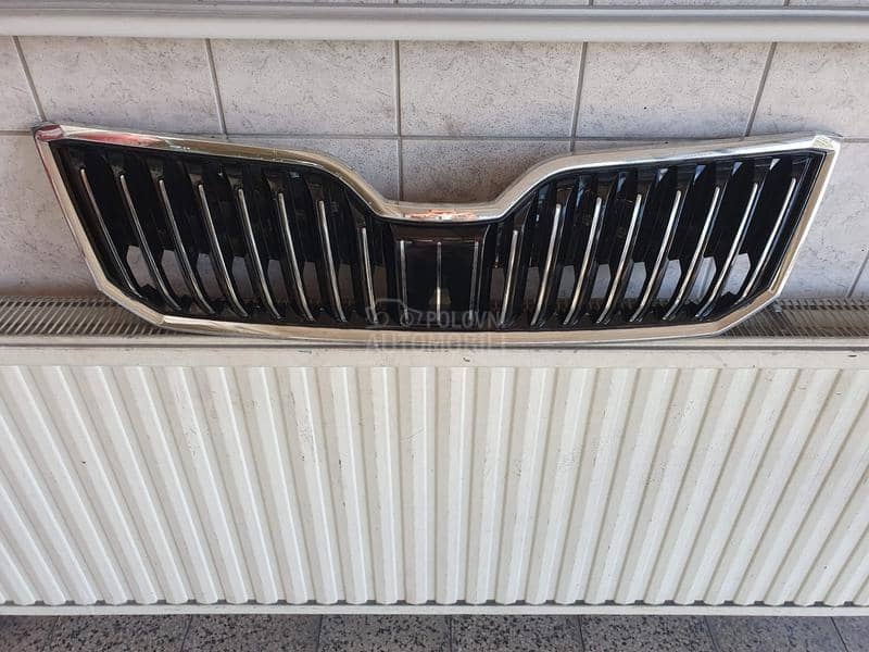 OEM Predná maska škoda superb III