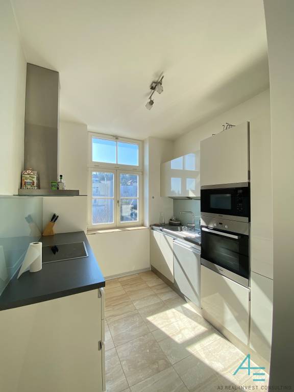 Prenájom luxusných bytov s park. miestom v centre BA.