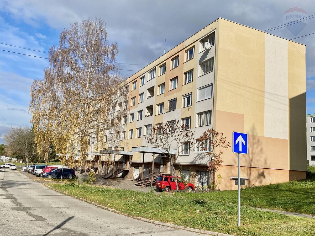 NA PREDAJ 2- izbový byt 63 m2 - lokalita Sídlisko Sever – u