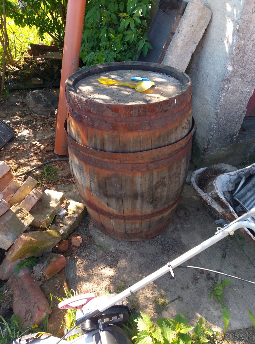 Dubový súd 200 litrov