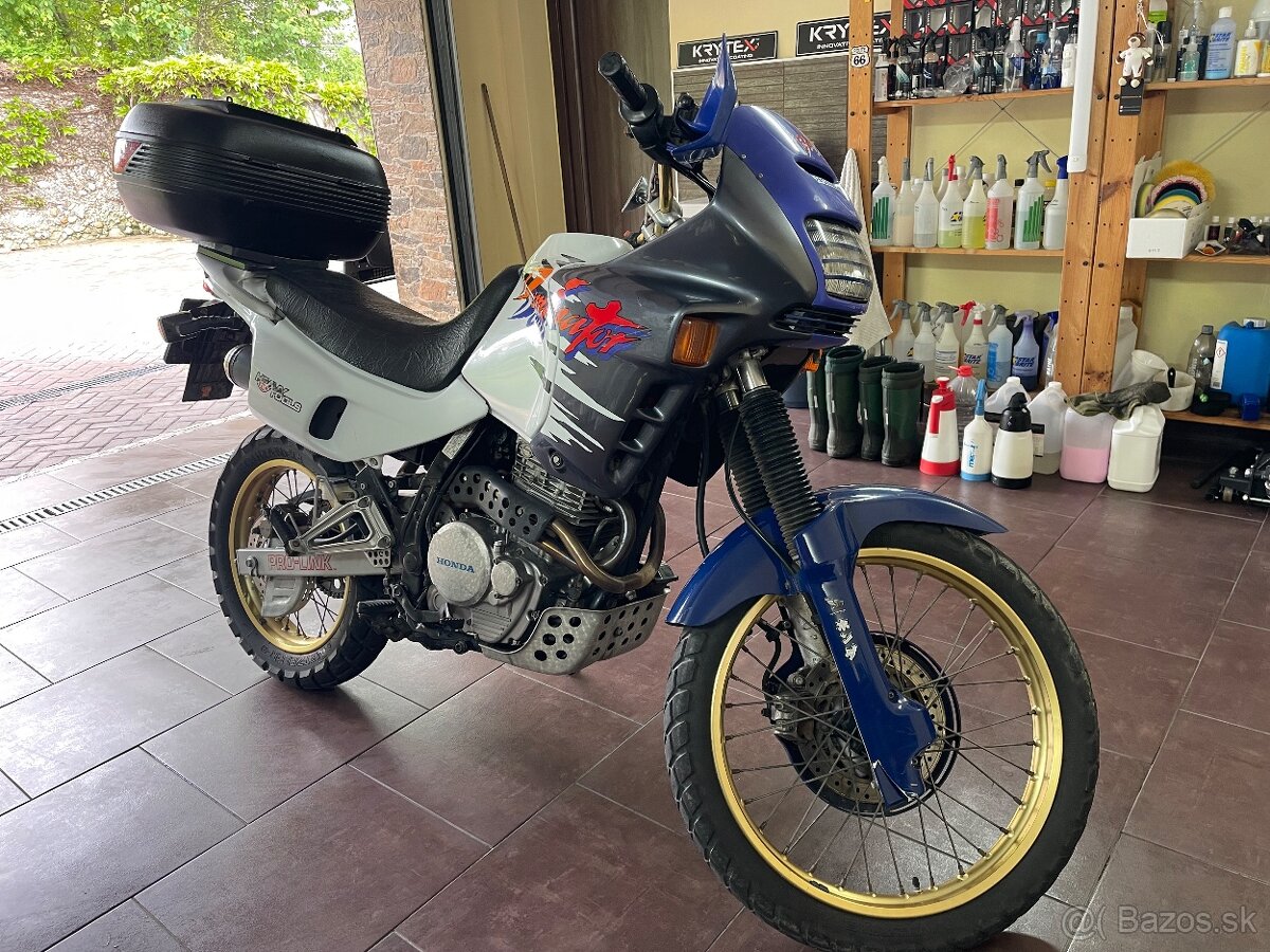 HONDA NX 650 DOMINATOR